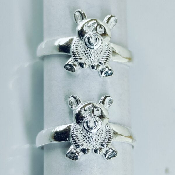 Teddy Bear Shaped Toe Rings In Silver