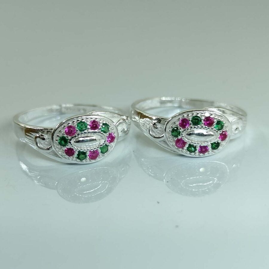Oval Shaped Toe Ring With Green And Pink Zirconia Stone In Silver