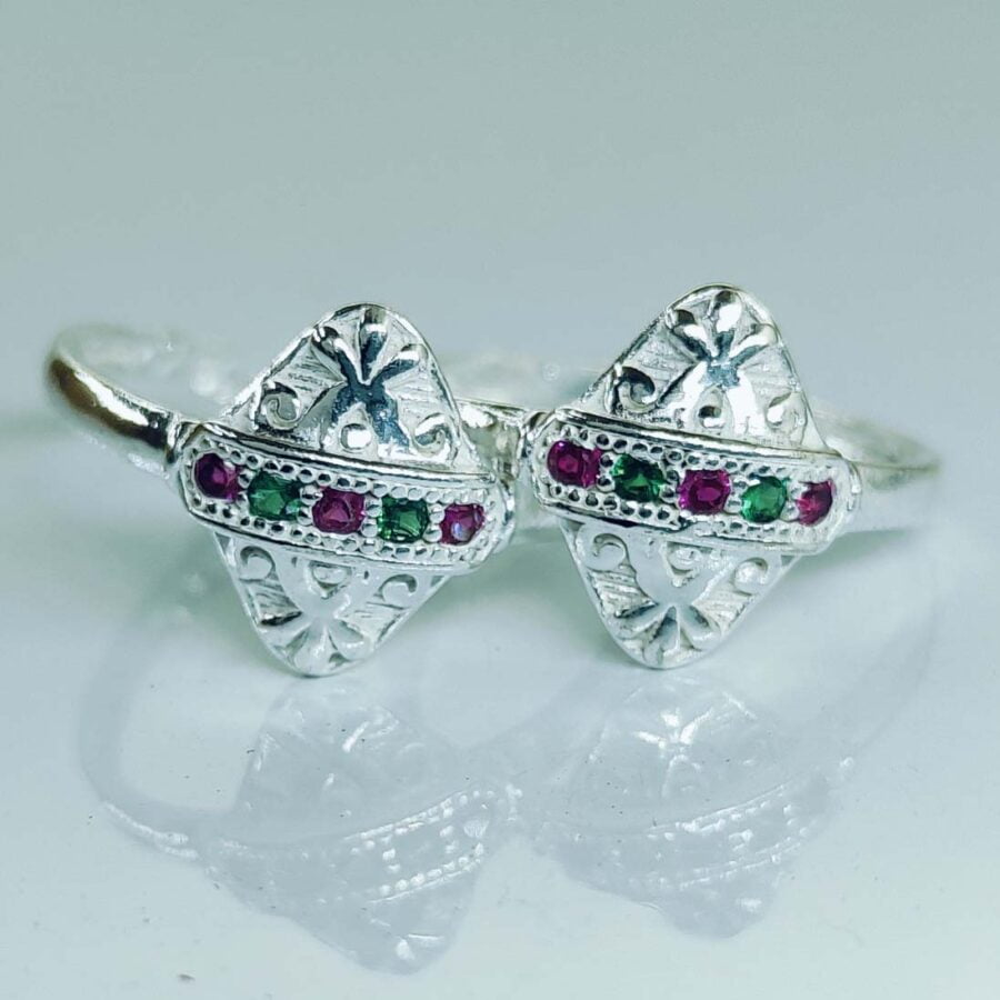 Diamond Shape Toe Ring With Pink and Green Color Zirconia Stone In Silver