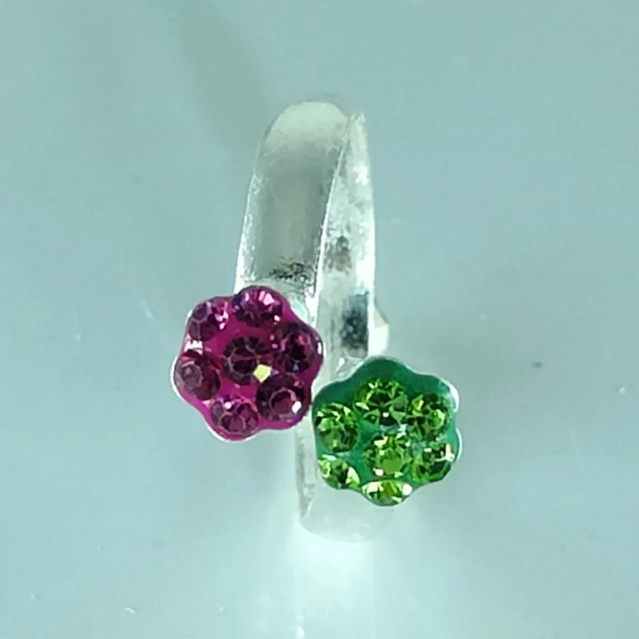 Front Lock Toe Ring With Red And Green Zirconia Stones Arranged In Rounded Shape In Silver