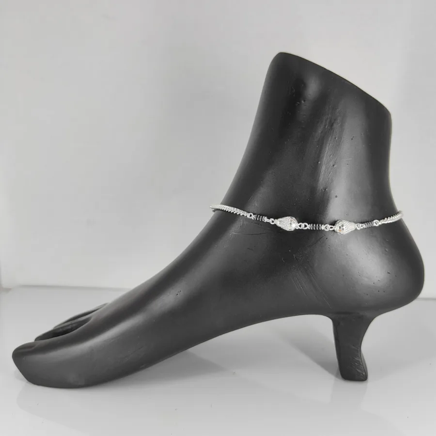 Trendy Designer Payal With Circular Silver And Black Beeds Anklet